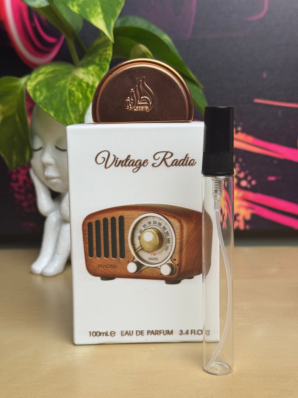 Lattafa Vintage Radio 10ml in a high Quality glass atomiser